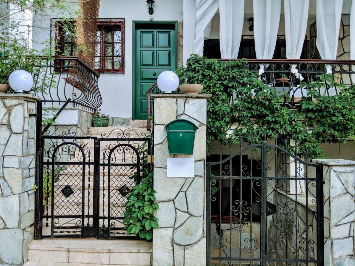 Villa Veneti - Probio - 140M2 Nea Moudania Exterior foto